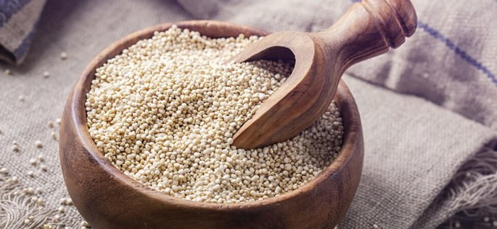 Kvinoja je prava zakladnica vitaminov, mineralov in encimov, zaradi česar blaži negativne posledice stresa na membranah živčnih celic. 